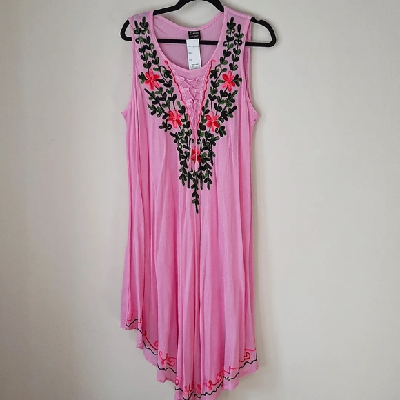 Handmade Embroidered Dress With Florals - Picture 4 of 7